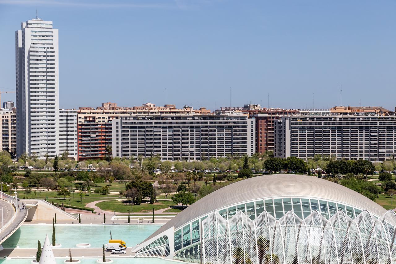 Travel Habitat Torre Francia Apartment Valencia Exterior photo